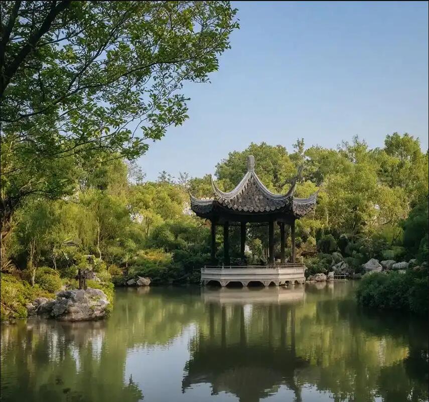 昆明书芹餐饮有限公司